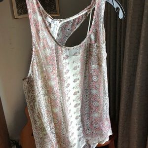 Boho print pink and beige sleeveless blouse